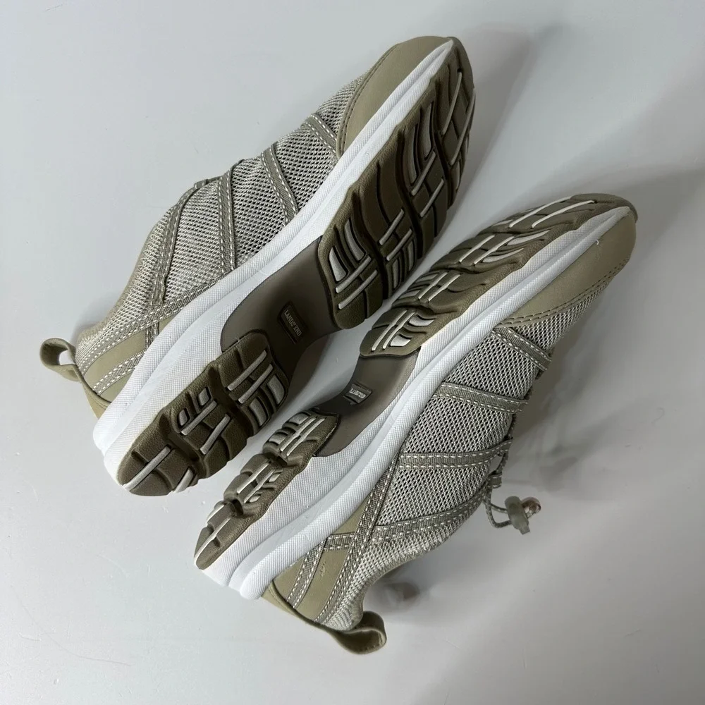 Lands End WM Sport Shoe Sand Stone Mesh Bungee Sneakers Womens 8 Med 64730